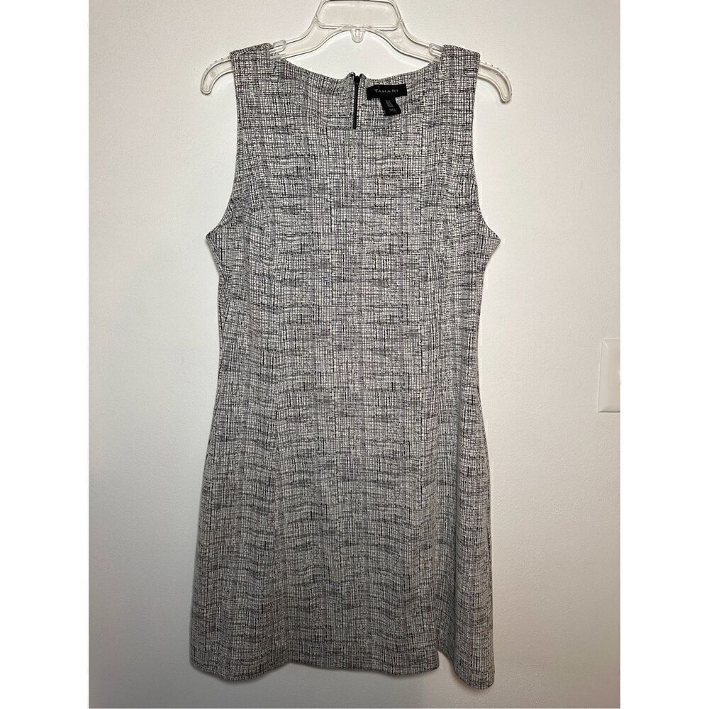 Tahari women’s black & white sleeveless dress size 12  #43-1325